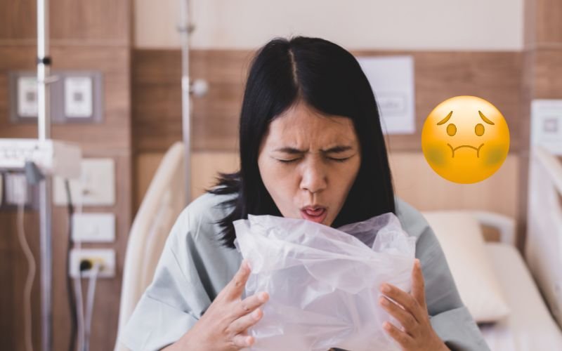 Reasons for vomiting and cure at home top hospital in Delhi